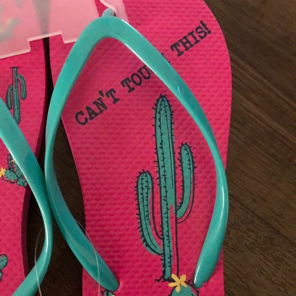❌ SOLD! MIXIT | Pink Cactus Flip Flops Size: 10 - Picture 2 of 3